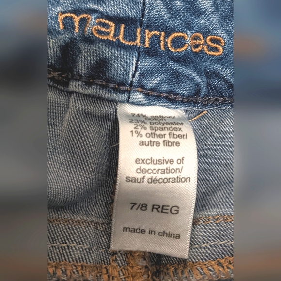 Maurices Juniors Distressed Ripped Jeans - Picture 4 of 9